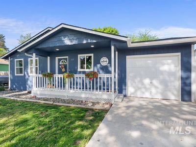 317 W Park Ave