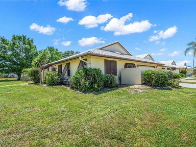 98 Drifting Sands Dr