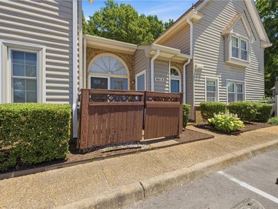 964 Saint Andrews Reach APT B