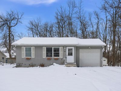 323 Mower Pl