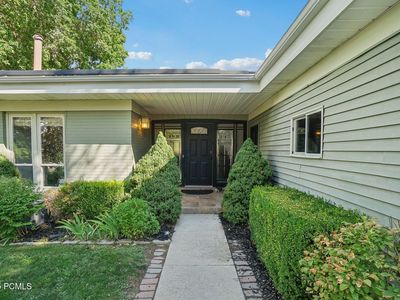 2451 E Murray Holladay Rd