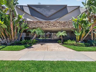 1160 E Lexington Ave E #17