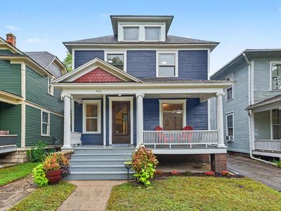 306 W Dutton St