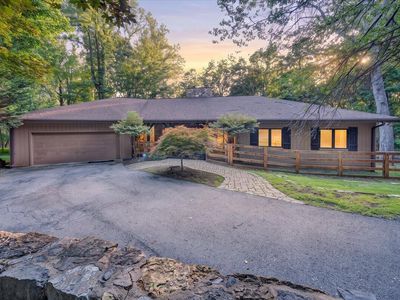 310 Saddleback Trl