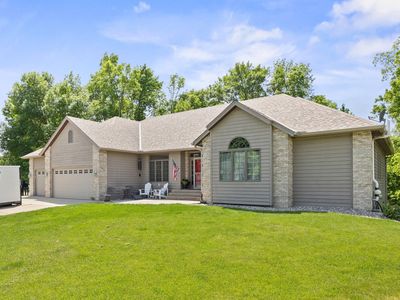 760 Colorado Ct NW