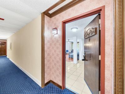 3730 NW Inverrary Dr #3V