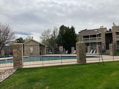 8225 Fairmount Dr APT 10-204