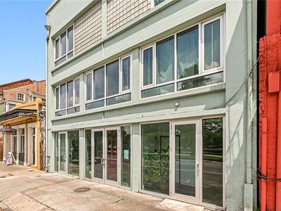 822 N Rampart St #202