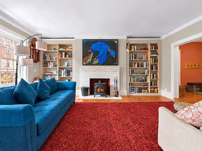 525 W 238th St APT 3A