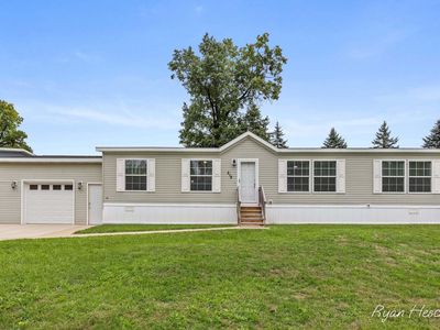 218 Whispering Creek Dr