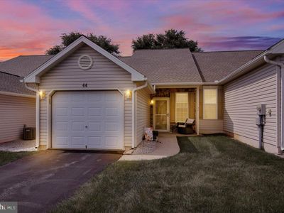 44 Turning Leaf Way