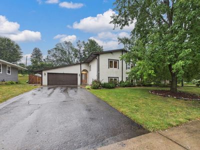 2742 Hilltop Ct