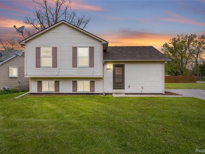 2660 Pontiac Lake Rd