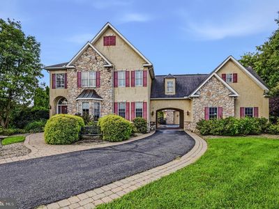 264 Regent Cir
