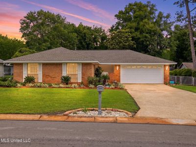 16304 Waycross Dr