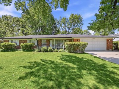 2601 W Lincolnshire Dr