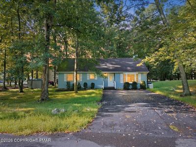 12031 Maplewood Dr