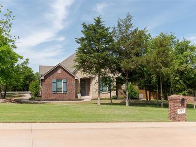 12475 Stone Hill Dr