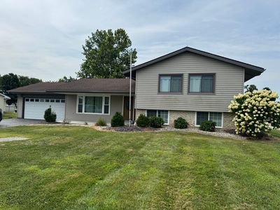 Property at 507 W Jefferson Ave, Patoka, IL