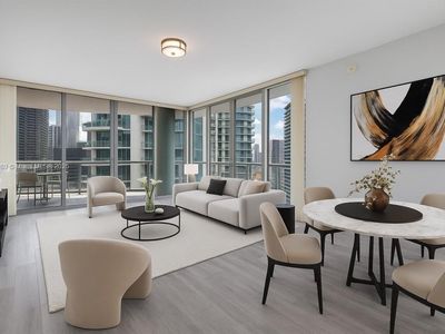 90 SW 3rd St APT 1413