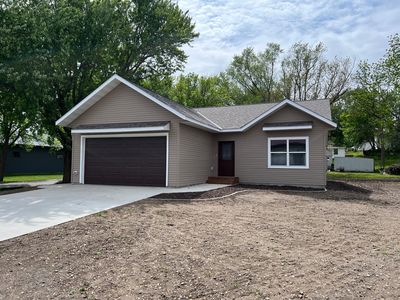 828 Spark Ave