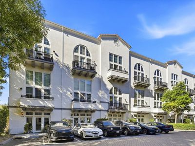20 Ryland Park Dr APT 207