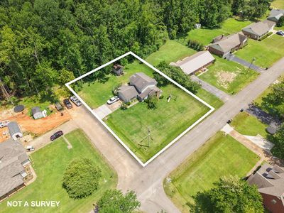 1216 Bridle Path