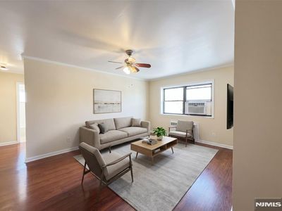 420 Fairview Ave APT 1F