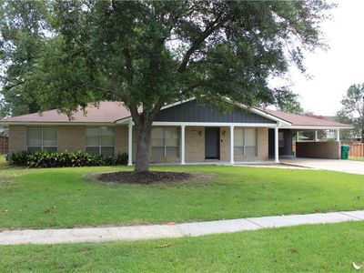 206 College Dr