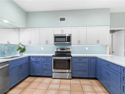 5040 Harmony Cir APT 107