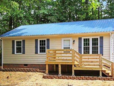 2510 Wade Hampton Rd