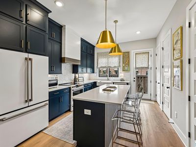 1199 Windsor Sq #91