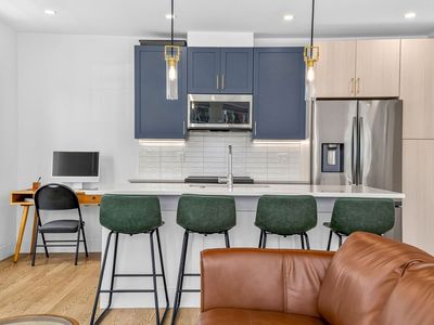 808 Morton St #1