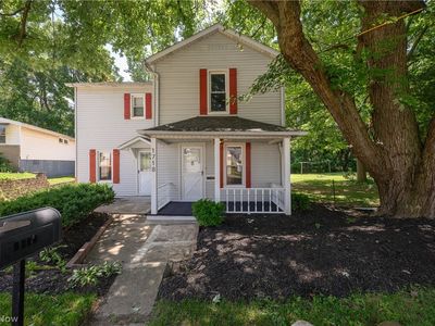 1718 Ferndale Rd NW