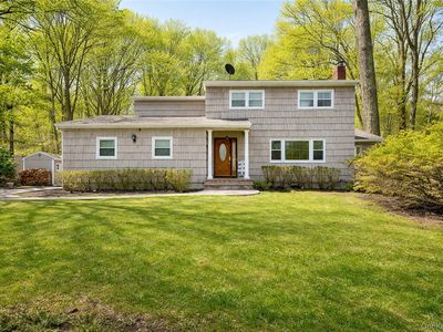 107 Red Oak Court