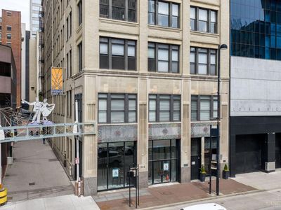 26 E 6th St Unit 803