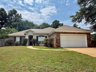 437 River Oaks Dr