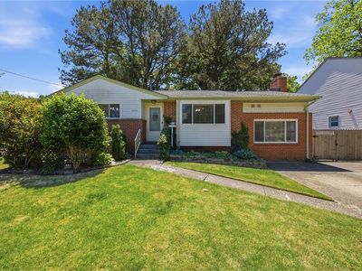 5009 Jeanne St