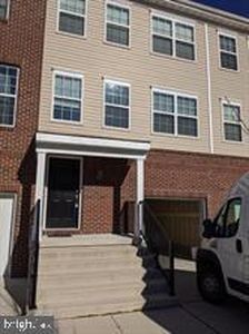 35 Creekside Way