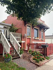 1109 K St
