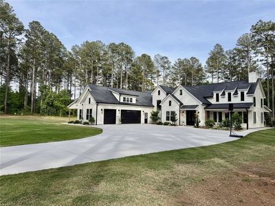 835 Highway 413