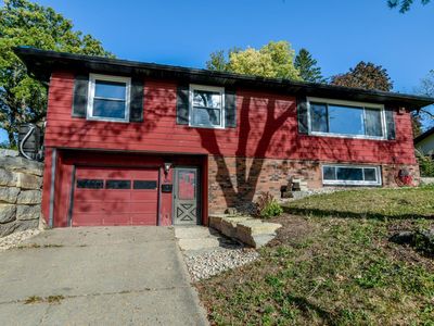 638 South Segoe Road