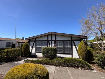 96 Glenoak Court