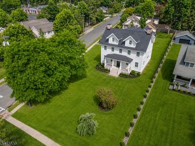 30 E Main St