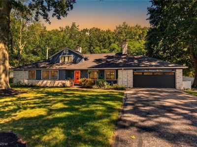 11 Wintergreen Hill Dr