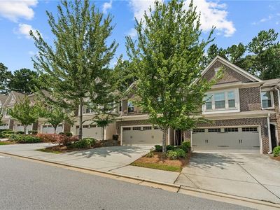 1326 Lanier Vista Dr