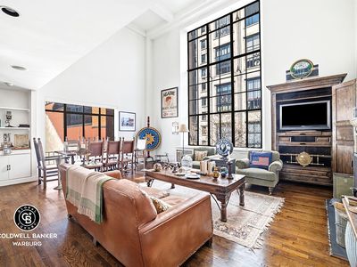 2 W 67th St