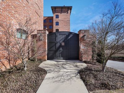 110 N Markley St UNIT 304