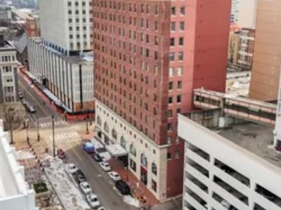 109 N Main St APT 410
