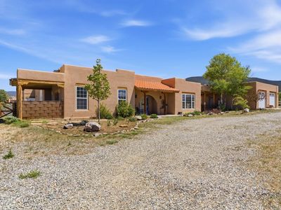 1127 Calle Del Oso